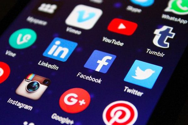 les-fondamentaux-du-web-2-0-et-des-reseaux-sociaux